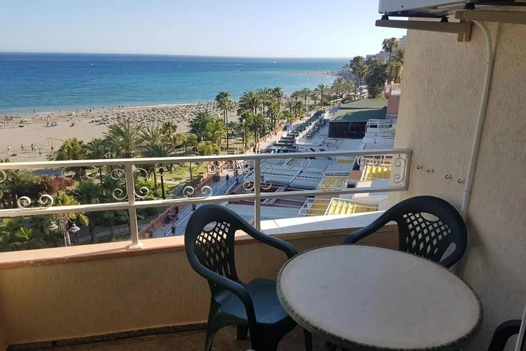 021 - Wonderful Beachfront Apartment With Stunning Sea Views Benalmadena Spain